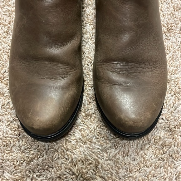 Blundstone brown heeled boots 38.5 lots of wear left! - Picture 8 of 8
